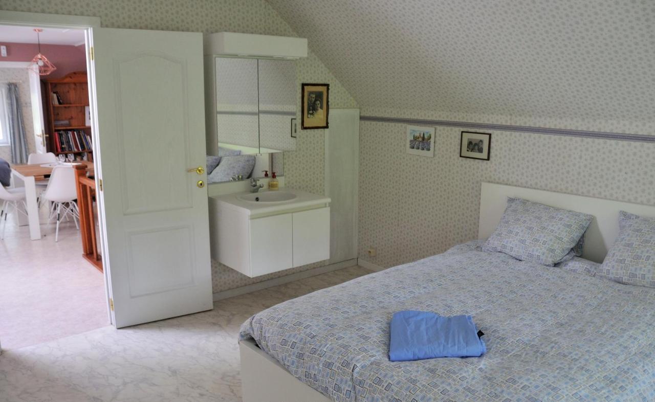 Suite Familiale Avec 2 Chambres Dans Une Villa - Quartier Vert Et Boise - 5 Kms De נמור מראה חיצוני תמונה